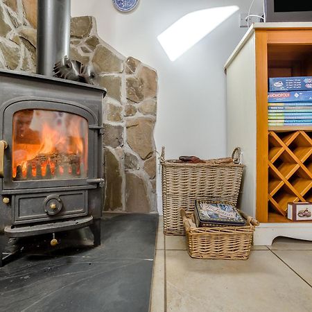 Appletree Cottage Kirkton of Tealing Bagian luar foto